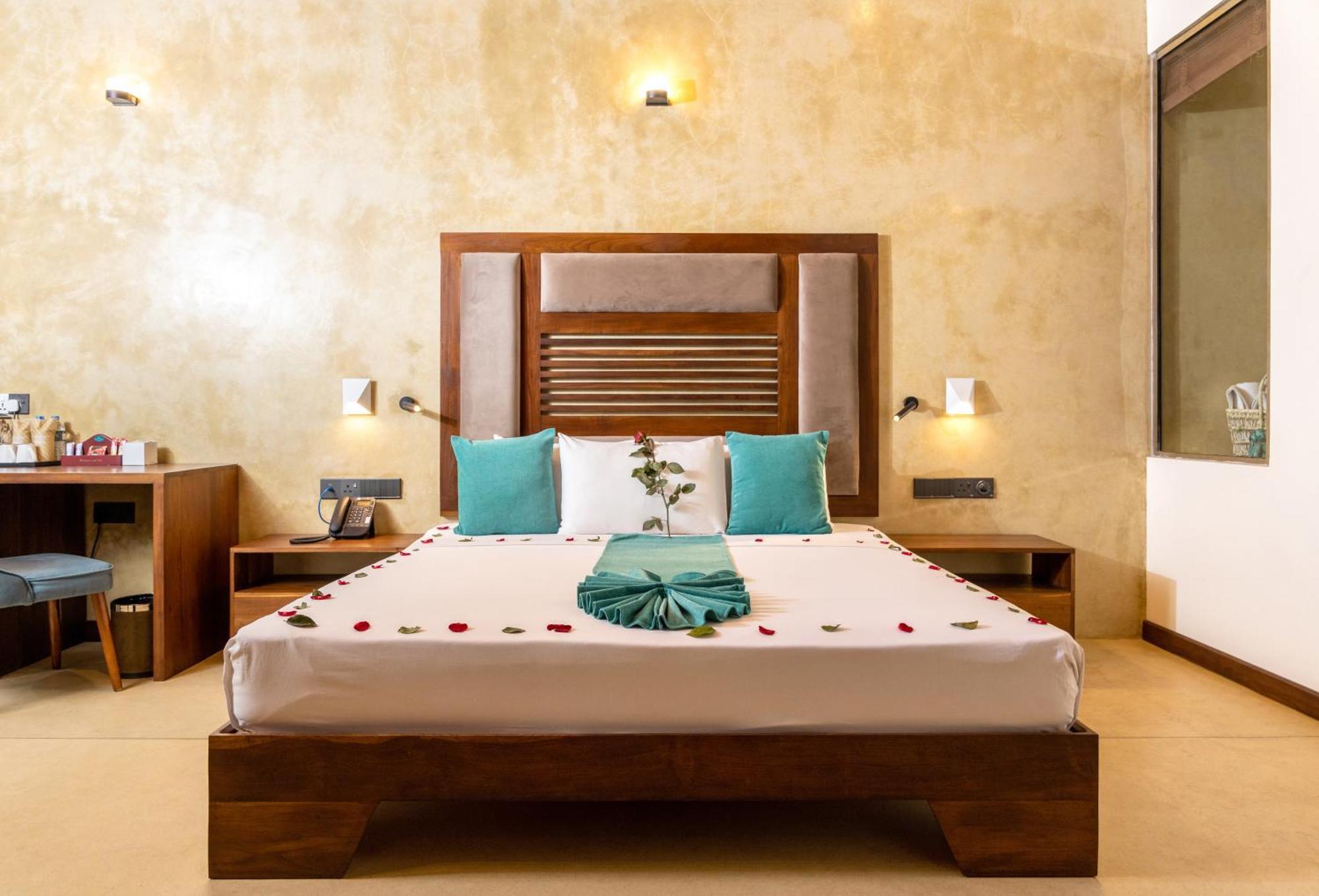Seahorse Hotel & Spa نيجومبو المظهر الخارجي الصورة
