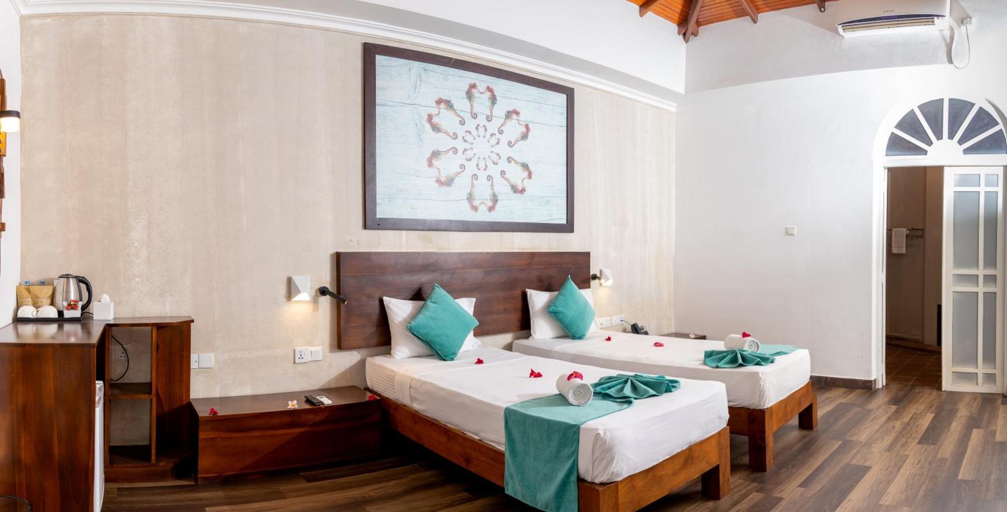 Seahorse Hotel & Spa نيجومبو المظهر الخارجي الصورة